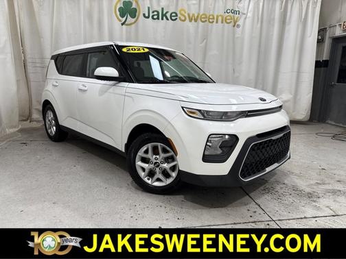 Snow White Pearl 2021 Kia Soul LX