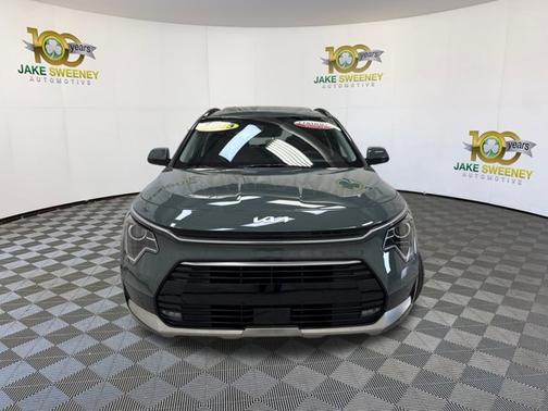 2023 Kia Niro EX Touring