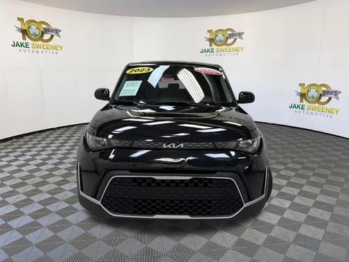 Fusion Black 2023 Kia Soul LX
