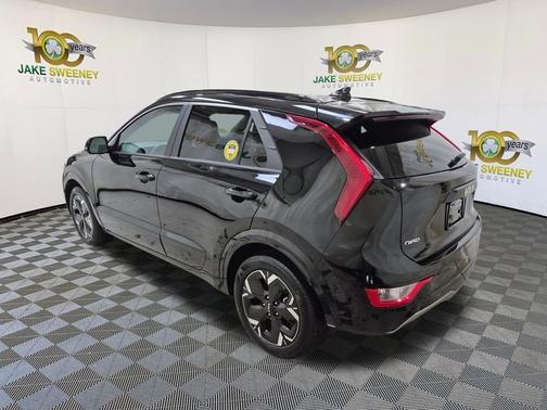 Aurora Black 2024 Kia Niro EV Wind