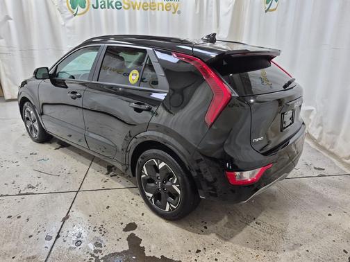 Aurora Black 2024 Kia Niro EV Wind