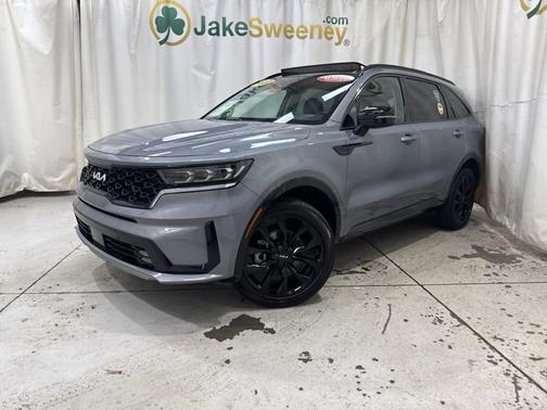 Everlasting Silver 2023 Kia Sorento SX