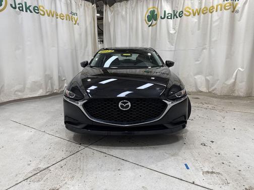 Jet Black Mica 2022 Mazda Mazda3 FWD w/Select Package