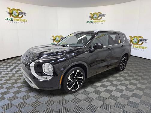 Black 2022 Mitsubishi Outlander SEL S-AWC