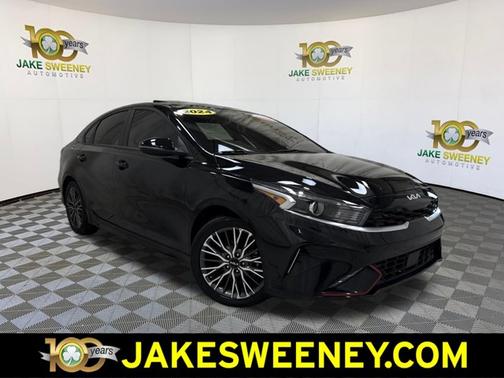 Aurora Black 2024 Kia Forte GT-Line