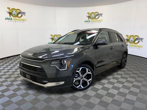 2024 Kia Niro SX