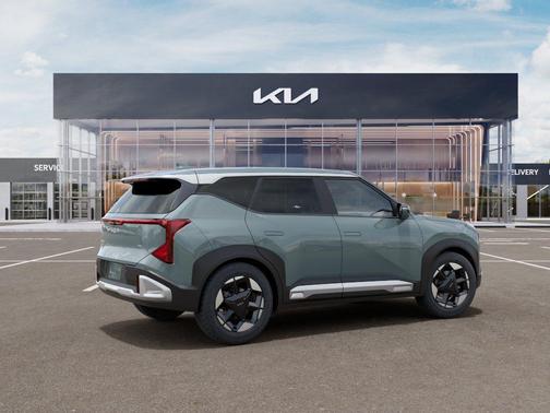 Iceberg Green 2027 Kia Seltos S