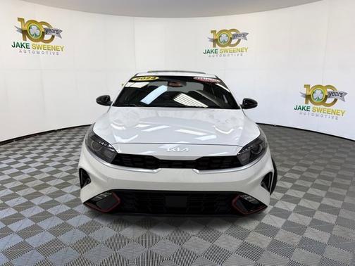 Snow White Pearl 2024 Kia Forte GT-Line