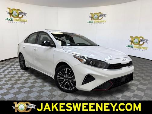 Snow White Pearl 2024 Kia Forte GT-Line