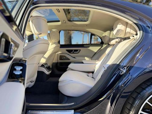 2022 Mercedes-Benz S-Class 4MATIC