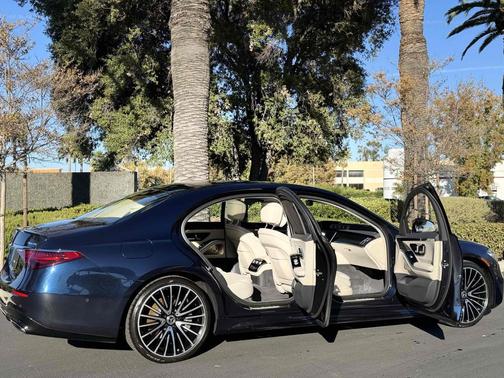2022 Mercedes-Benz S-Class 4MATIC