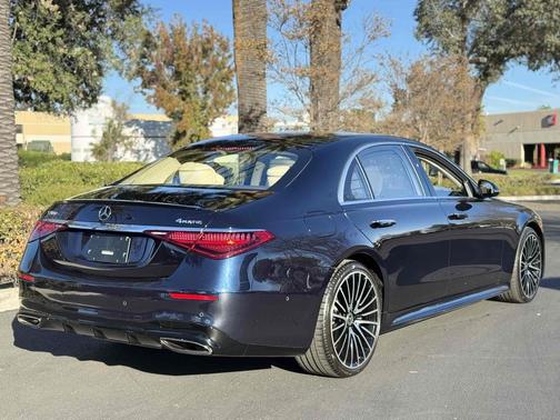2022 Mercedes-Benz S-Class 4MATIC