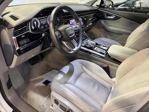 2021 Audi Q7 55 Premium Plus