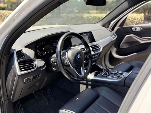 Alpine White 2022 BMW X5 sDrive40i