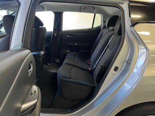Brilliant Silver 2018 Nissan Leaf S