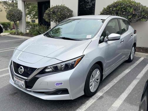 Brilliant Silver 2018 Nissan Leaf S