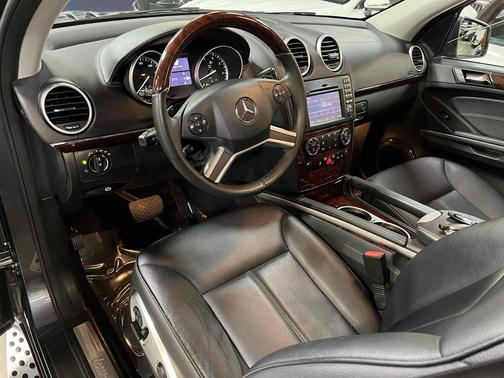 2012 Mercedes-Benz GL-Class 4MATIC