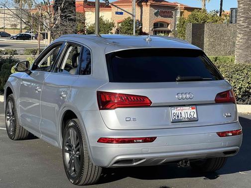 2018 Audi Q5 2.0T Premium Plus
