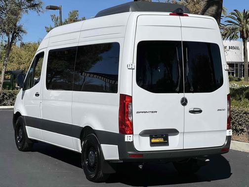 2024 Mercedes-Benz Sprinter 2500 Standard Roof
