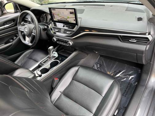 Gun Metallic 2023 Nissan Altima SR FWD