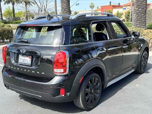 2017 MINI Countryman Cooper