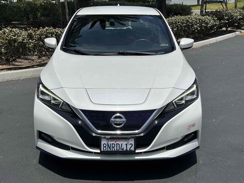 Pearl White Tricoat 2019 Nissan Leaf SV PLUS
