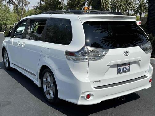 2012 Toyota Sienna LE