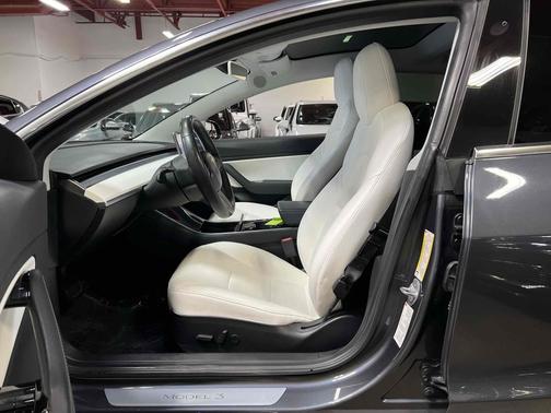 2018 Tesla Model 3 Mid Range