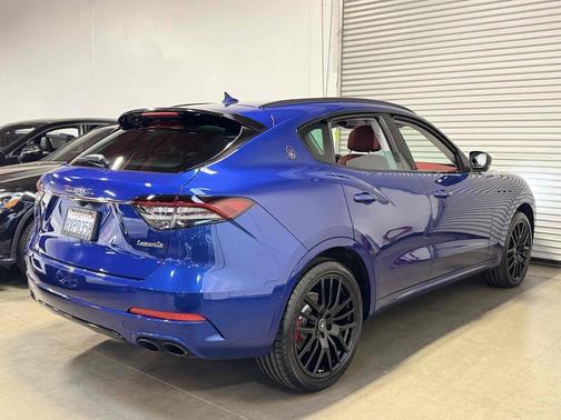 2021 Maserati Levante Base