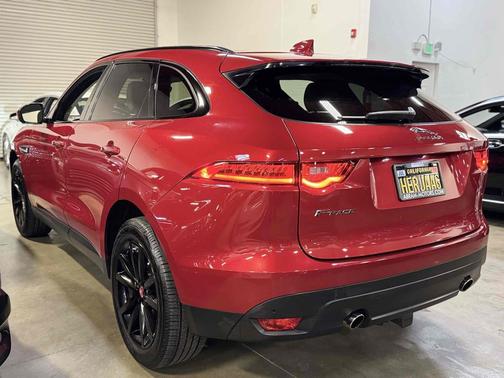 2019 Jaguar F-PACE 25t Prestige