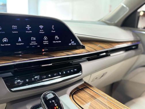 2024 Cadillac Escalade Sport Platinum