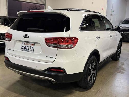 2017 Kia Sorento EX