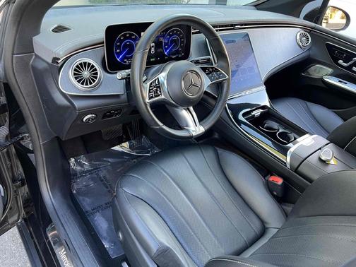 Obsidian Black Metallic 2023 Mercedes-Benz EQE 350+ Base