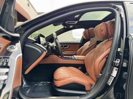Black 2022 Mercedes-Benz S-Class 4MATIC