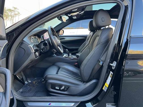 2019 BMW 530e iPerformance