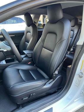 2022 Tesla Model 3 Standard Range