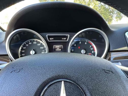 2015 Mercedes-Benz M-Class SUV