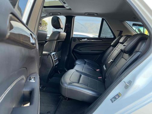 2015 Mercedes-Benz M-Class SUV