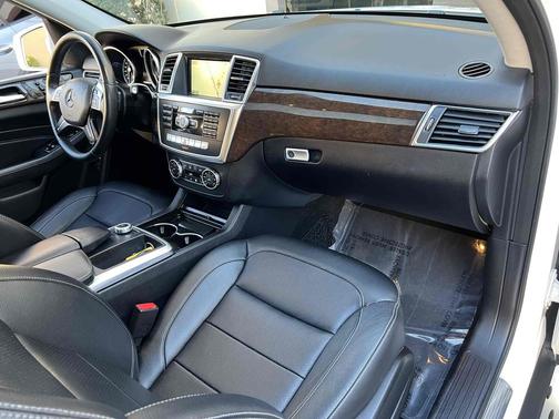 2015 Mercedes-Benz M-Class SUV