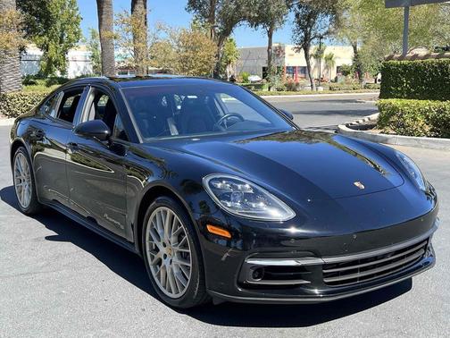 2020 Porsche Panamera 4