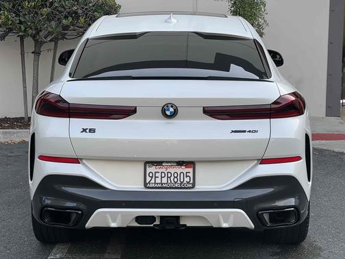 Mineral White Metallic 2021 BMW X6 xDrive40i