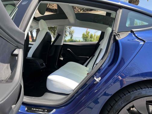 2022 Tesla Model 3 Performance