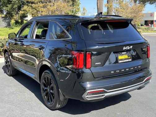 2022 Kia Sorento SX