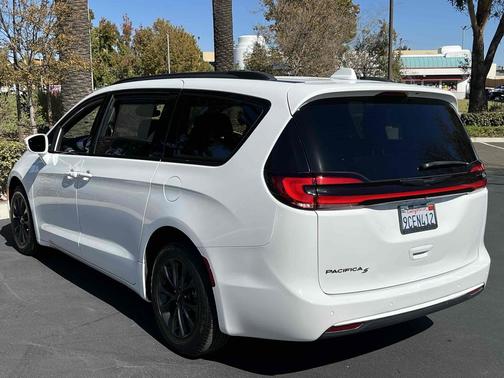 2021 Chrysler Pacifica Touring