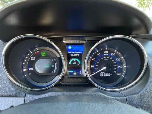 Silver Frost Metallic 2013 Hyundai SONATA Hybrid Limited