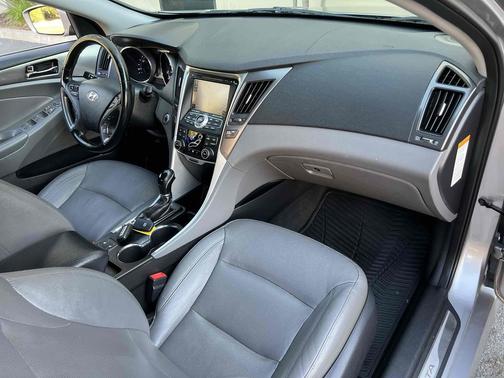 Silver Frost Metallic 2013 Hyundai SONATA Hybrid Limited