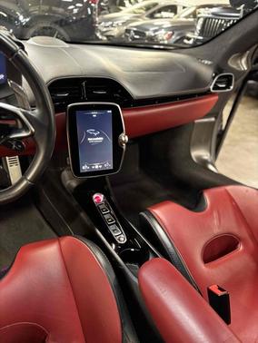 2023 McLaren Artura TechLux