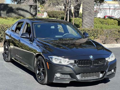 2018 BMW 330 330i