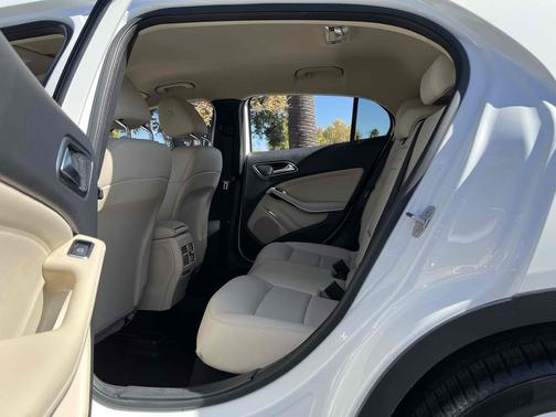 2019 Mercedes-Benz GLA 250 Base
