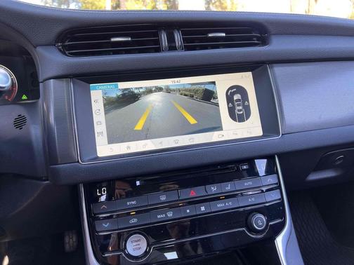 2017 Jaguar XF S